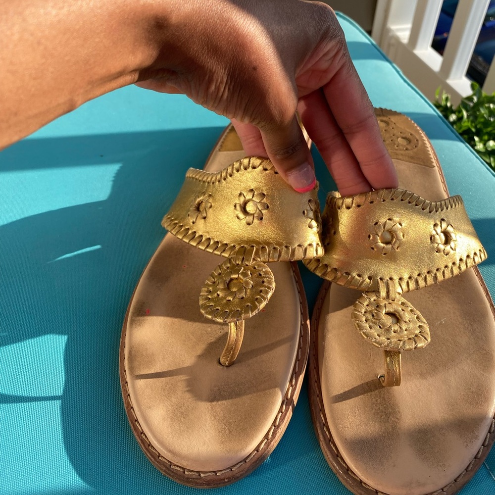 ✨ Jack Roger’s Gold Sandals, Size 10.5 ✨
